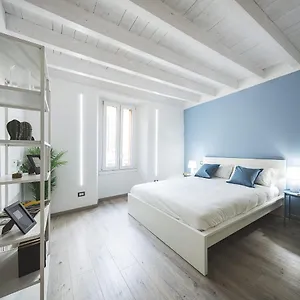 https://blue-lake-apartments.it-lombardy.com